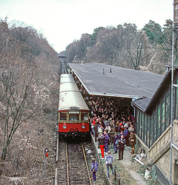 https://krolopfoto.de/railpix/images/berlin.sbahn1984/198401081.jpg